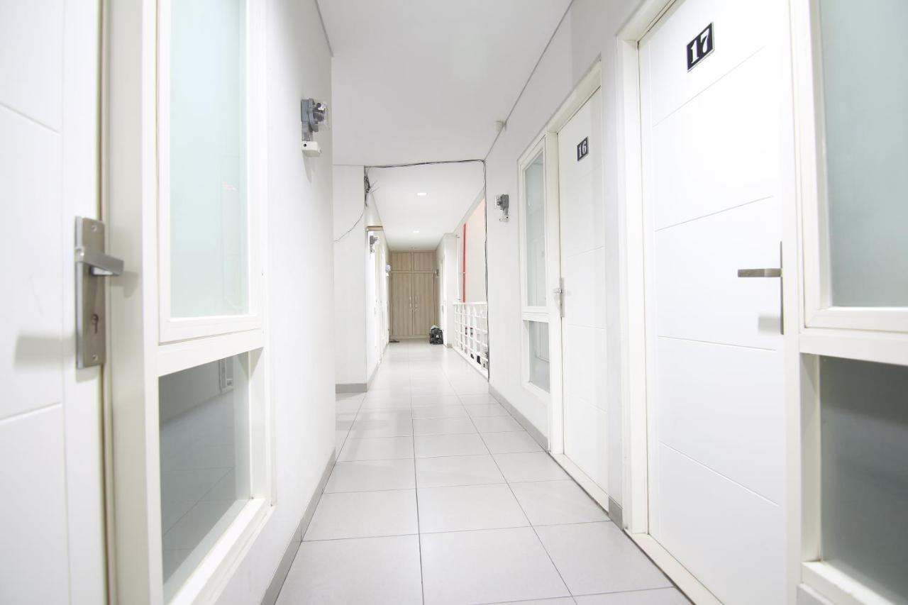 Kanwa Residence Surabaya Exterior photo